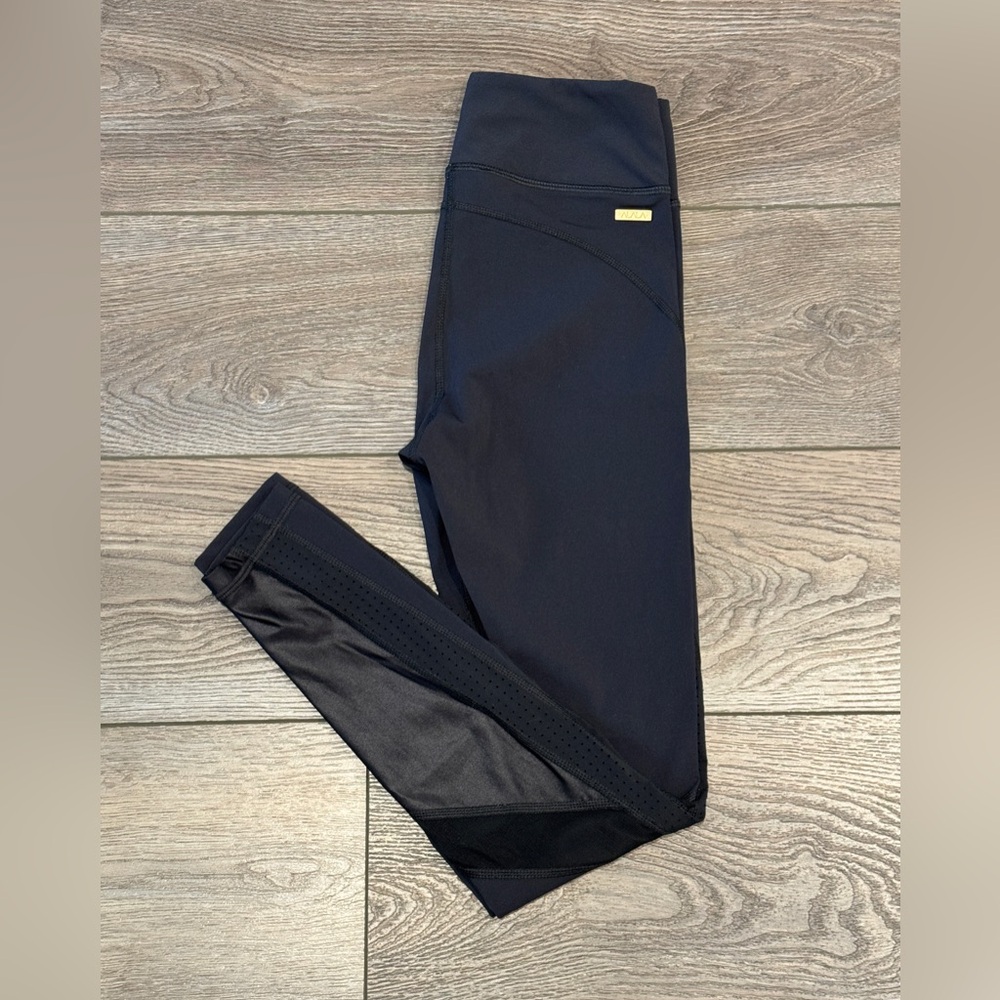 Alala Heroine Tight Black Performance Leggings - Picture 5 of 14
